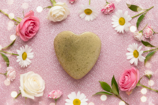 Laurel Berry Heart Bar