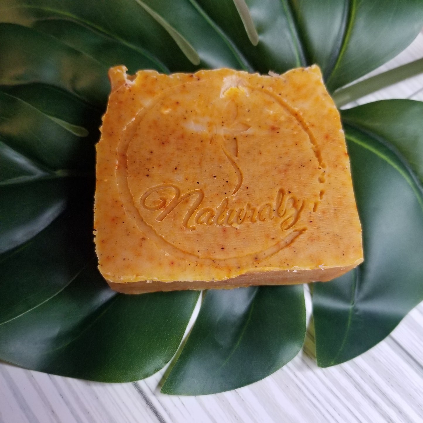 Bare Annatto Glow
